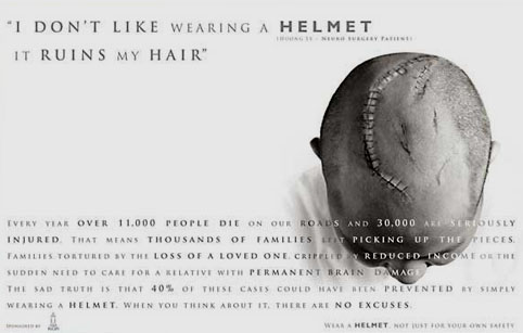 Я не люблю одевать шлем. Он портит мою прическу